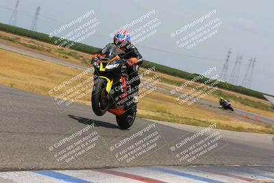 media/May-15-2023-TrackDaz (Mon) [[29bc01ea77]]/A Group/2pm (Wheelie Bump)/